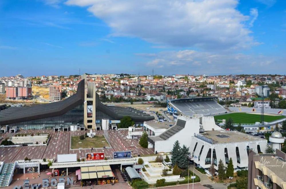 Bus Station Hostel Pristina Exterior photo